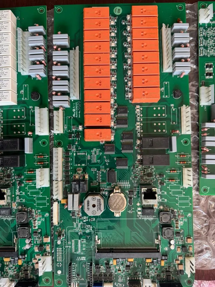Appliance main control board with relays