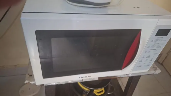 Samsung microwave front view